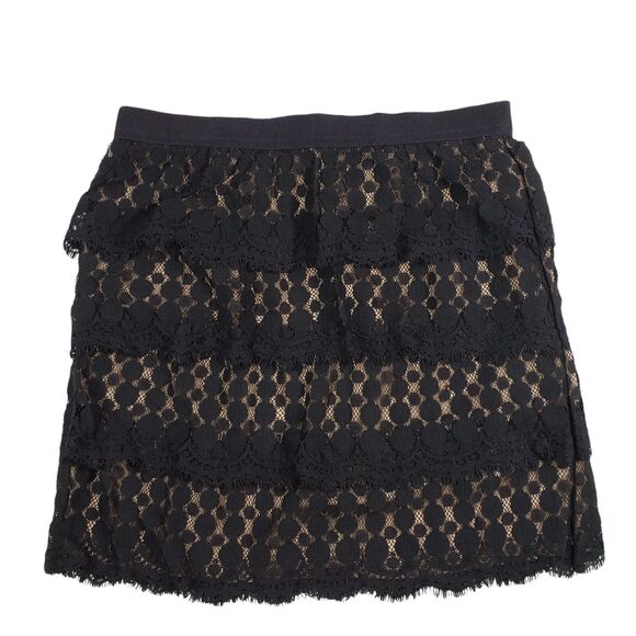 Ann Taylor Dresses & Skirts - Ann Taylor Lace Mini Skirt 10P Womens Tiered Nude Underlay Lining 1/4 Back Zip